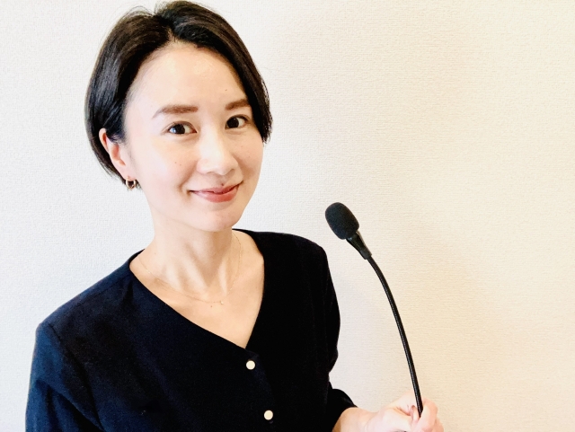 ポッドキャスト社内報、現場の声が主役です